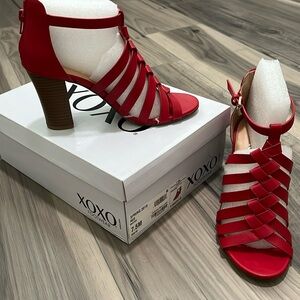 XOXO FOOTWEAR women’s high heels